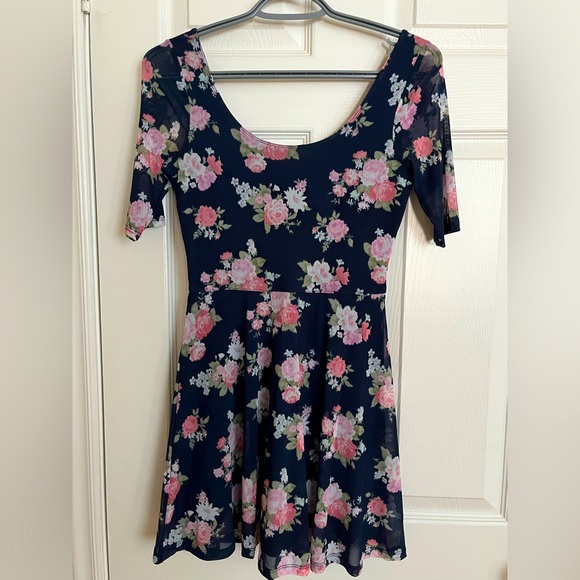 New Abercrombie Kids XL Floral Dress - Picture 1 of 3